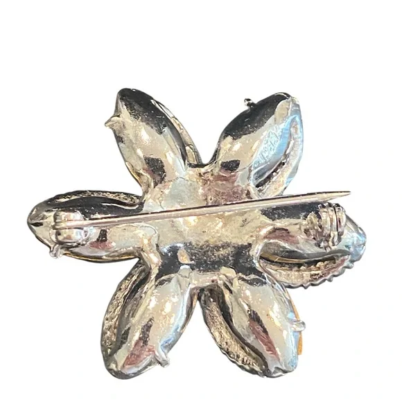 Vintage Silver and Black Flower Brooch - Picture 10 of 12